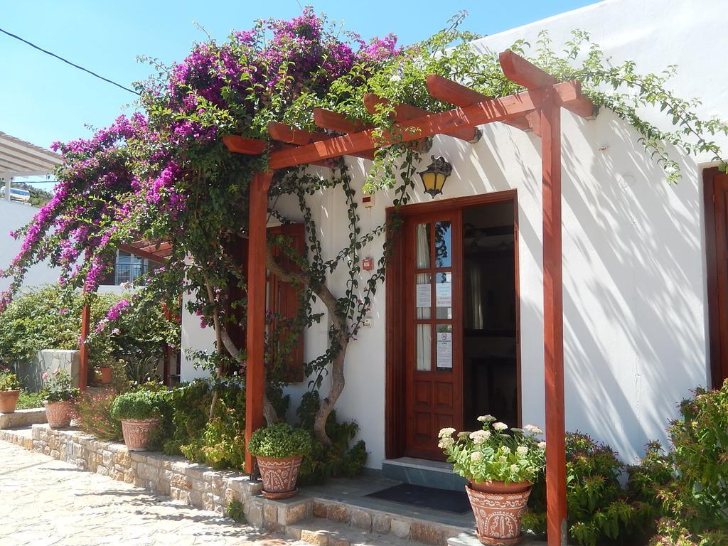 Deidamia Hotel İskiri Dış mekan fotoğraf