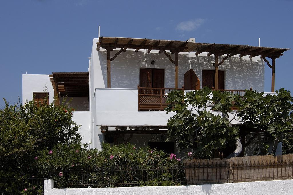 Deidamia Hotel İskiri Dış mekan fotoğraf