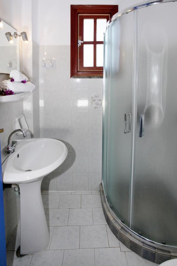 Deidamia Hotel İskiri Oda fotoğraf